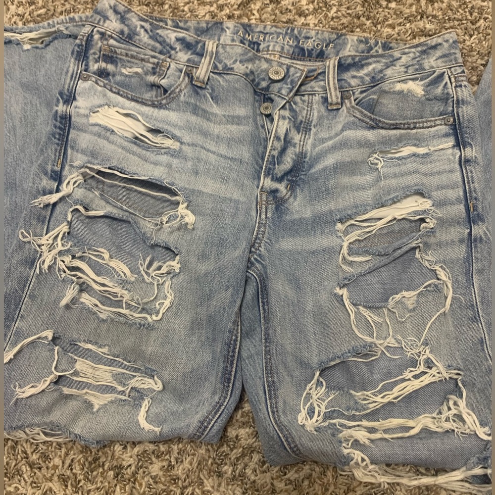 American Eagle “tomgirl” jeans